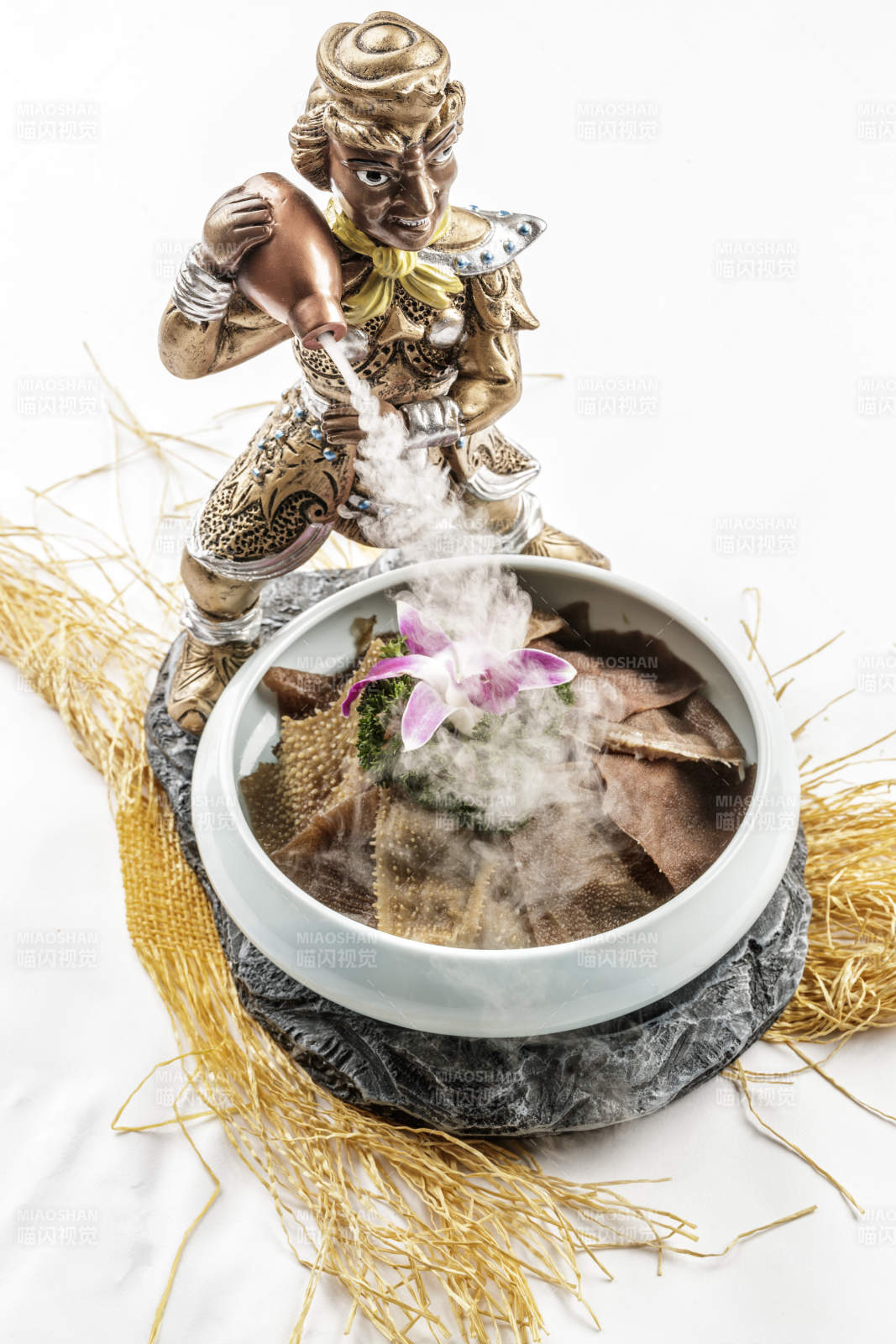 火锅食材涮毛肚图片