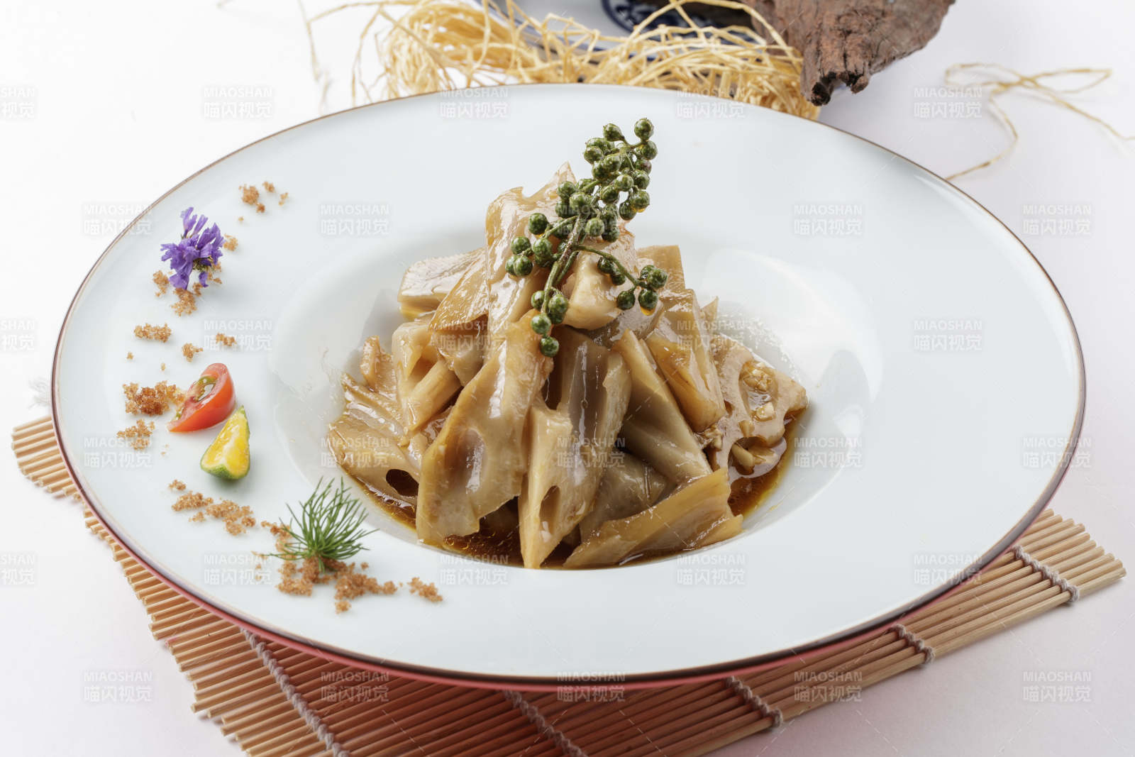 飘香藤椒藕块图片