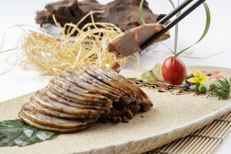 酱香牛腱切片图片