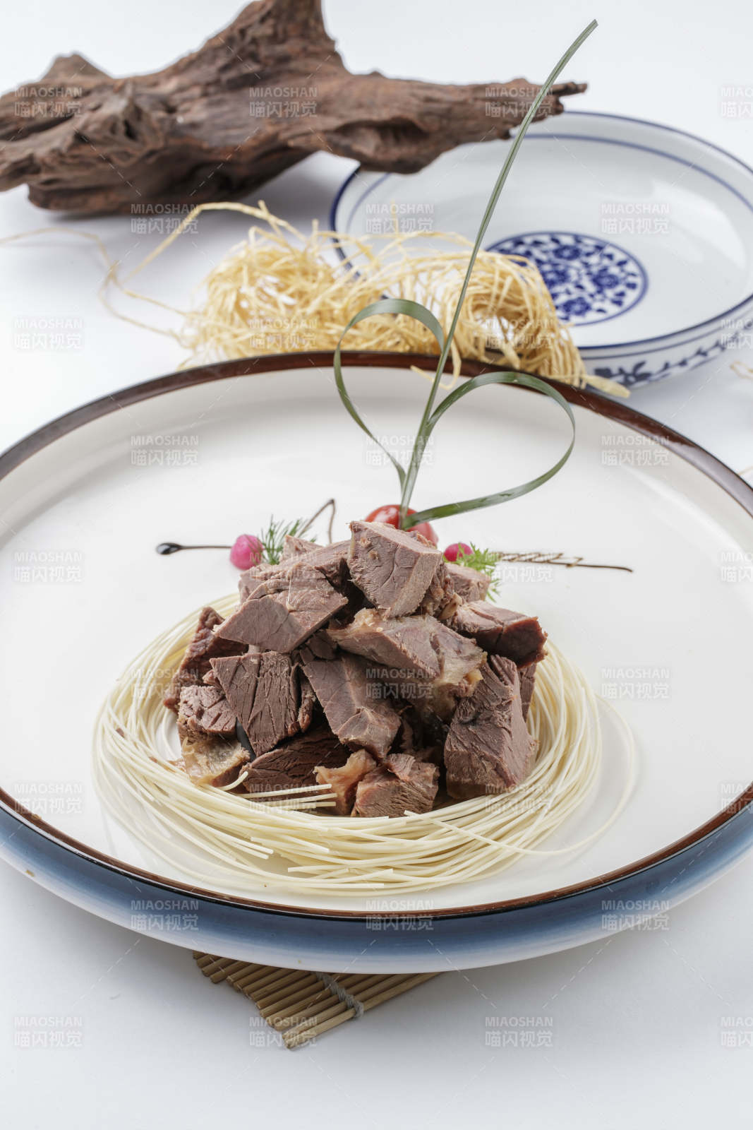 五香酱牛肉图片