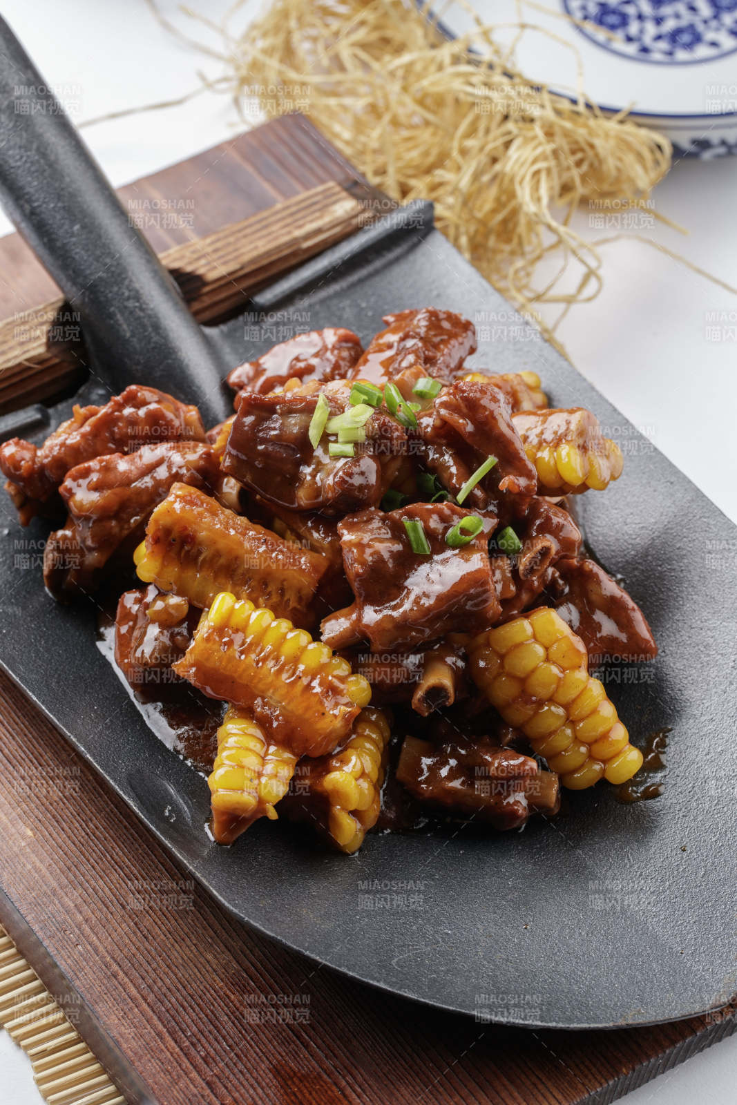 玉米烧小排图片