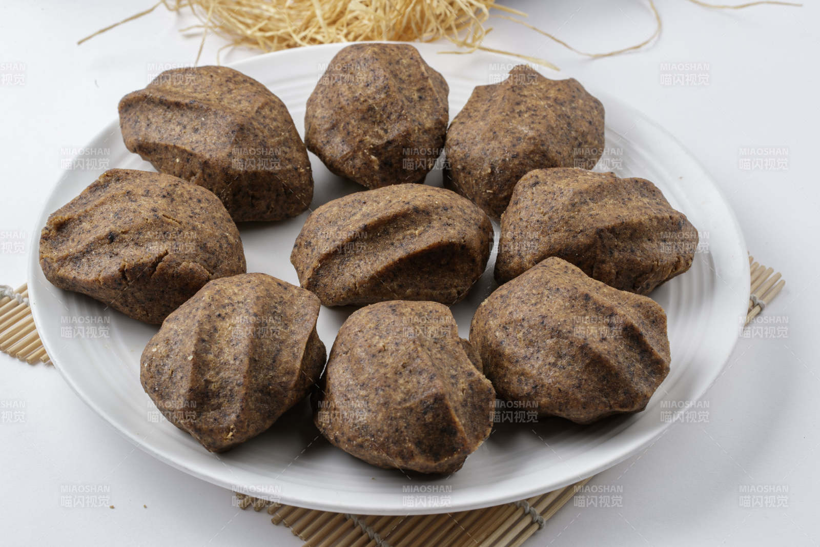 黑豆杂粮莫马粪糕图片