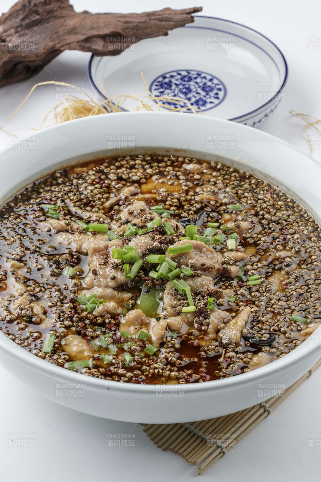 椒麻水煮肉图片