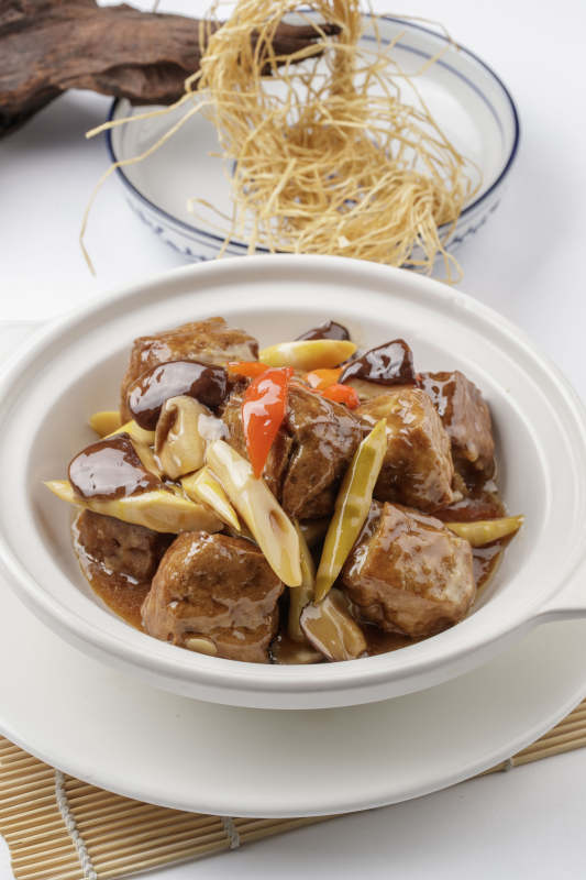 笋尖豆腐泡烧肉图片