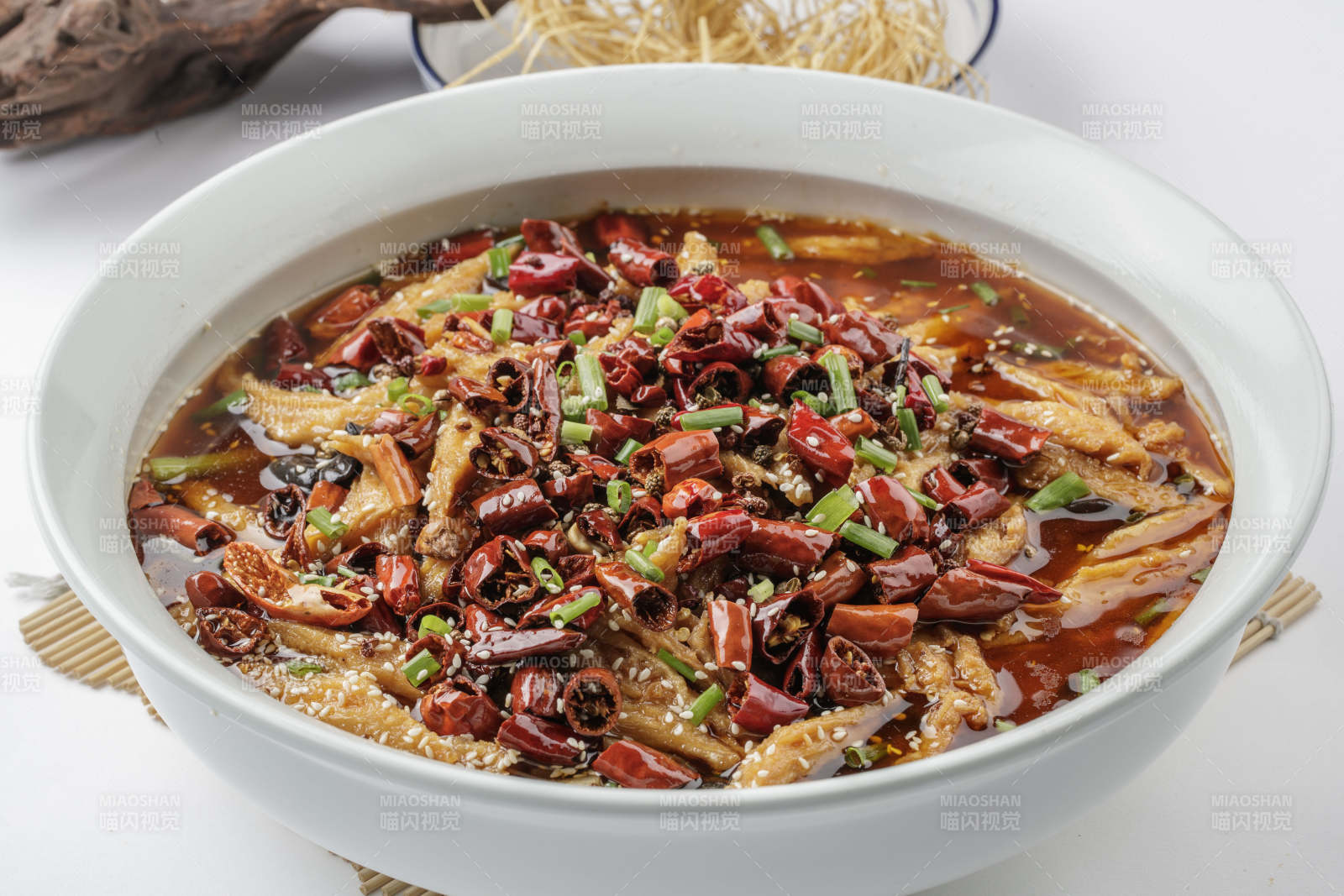 水煮腐竹猪肚丝图片