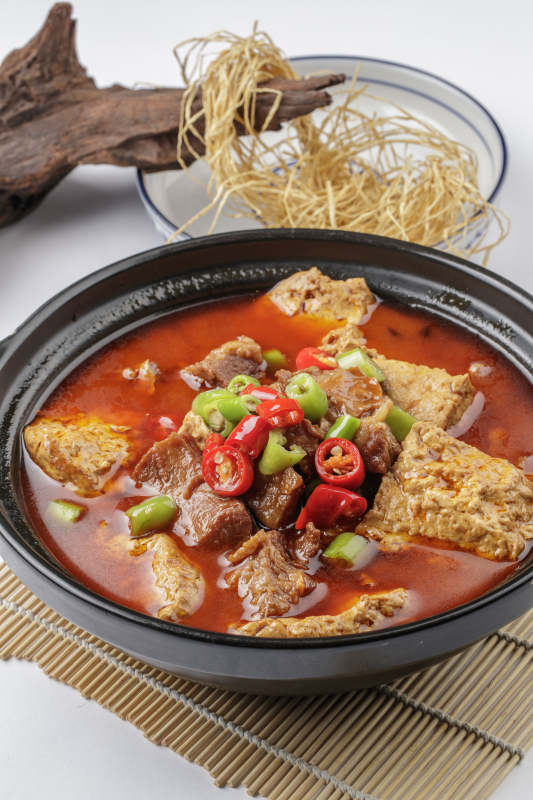 番茄牛腩豆腐煲图片