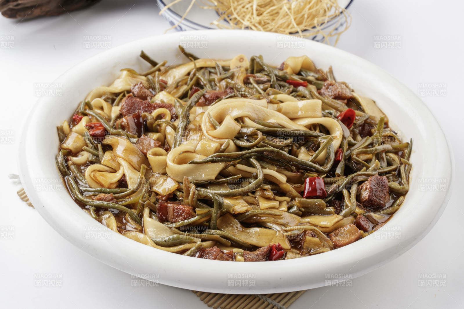 美味农家乱炖图片