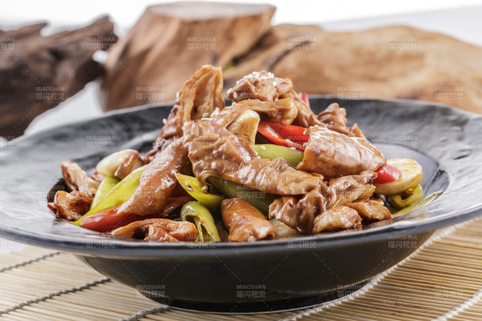 家常溜肥肠图片