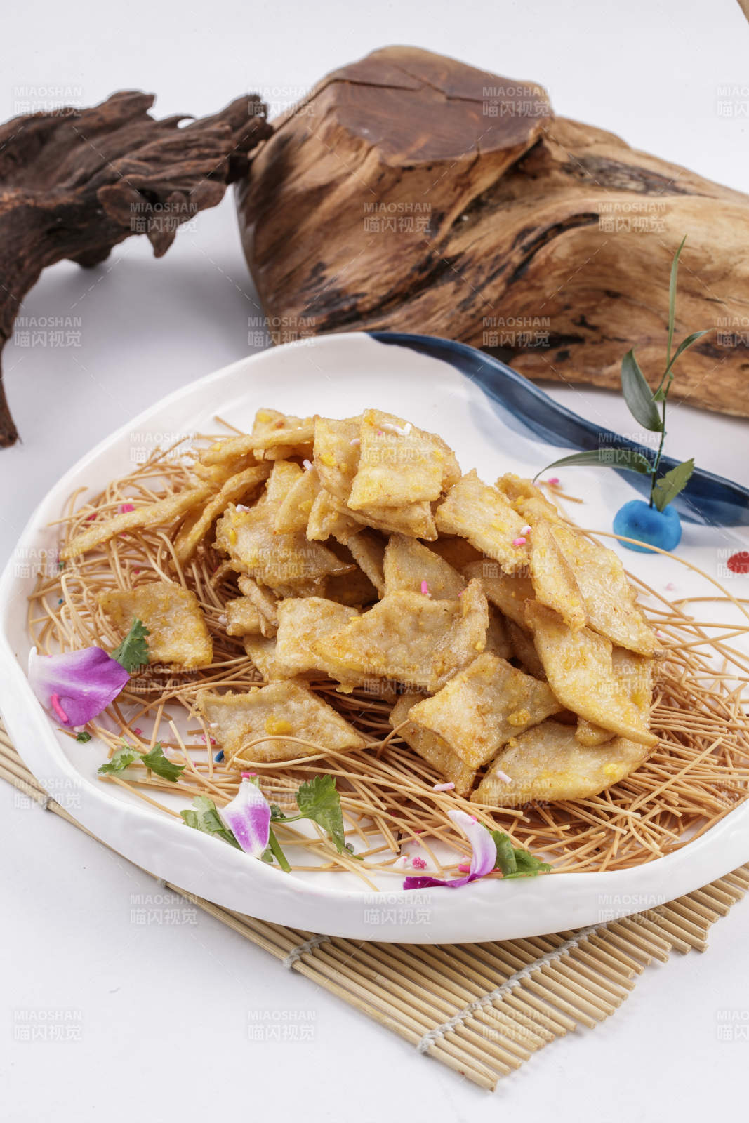 咸蛋黄焗里脊片图片