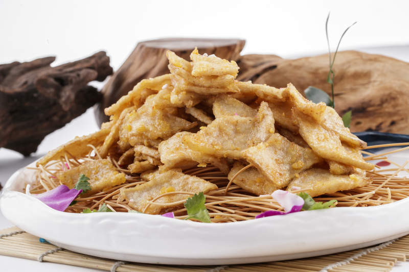 咸蛋黄焗里脊片图片