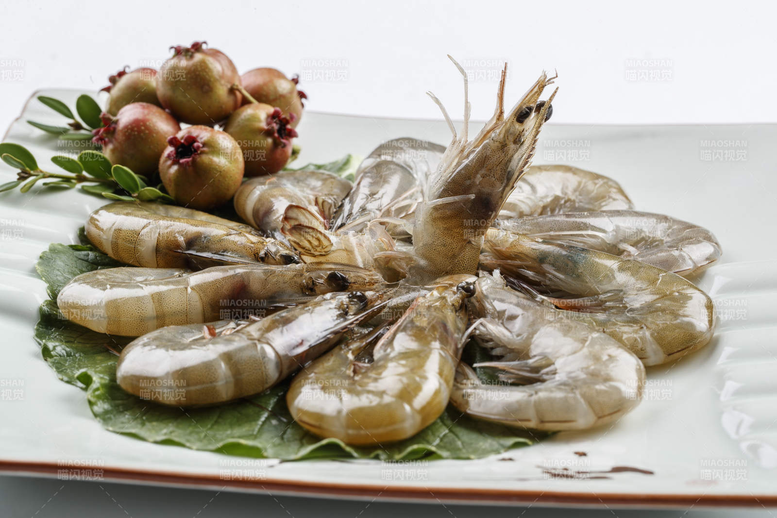 火锅食材涮大虾图片