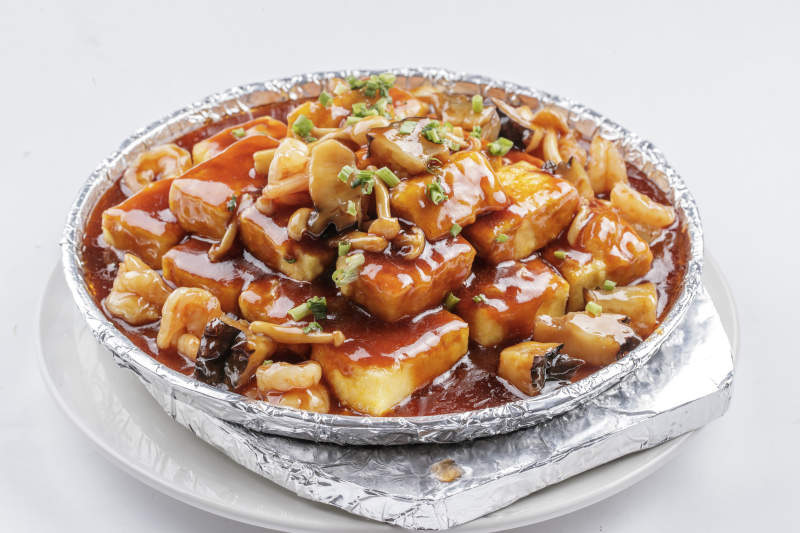 铁板虾仁茄丁白玉菇醸内酯豆腐图片
