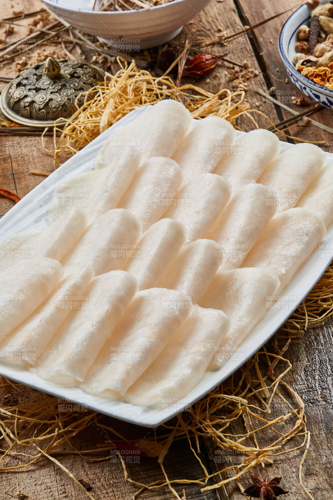 火锅食材深海鳕鱼卷图片