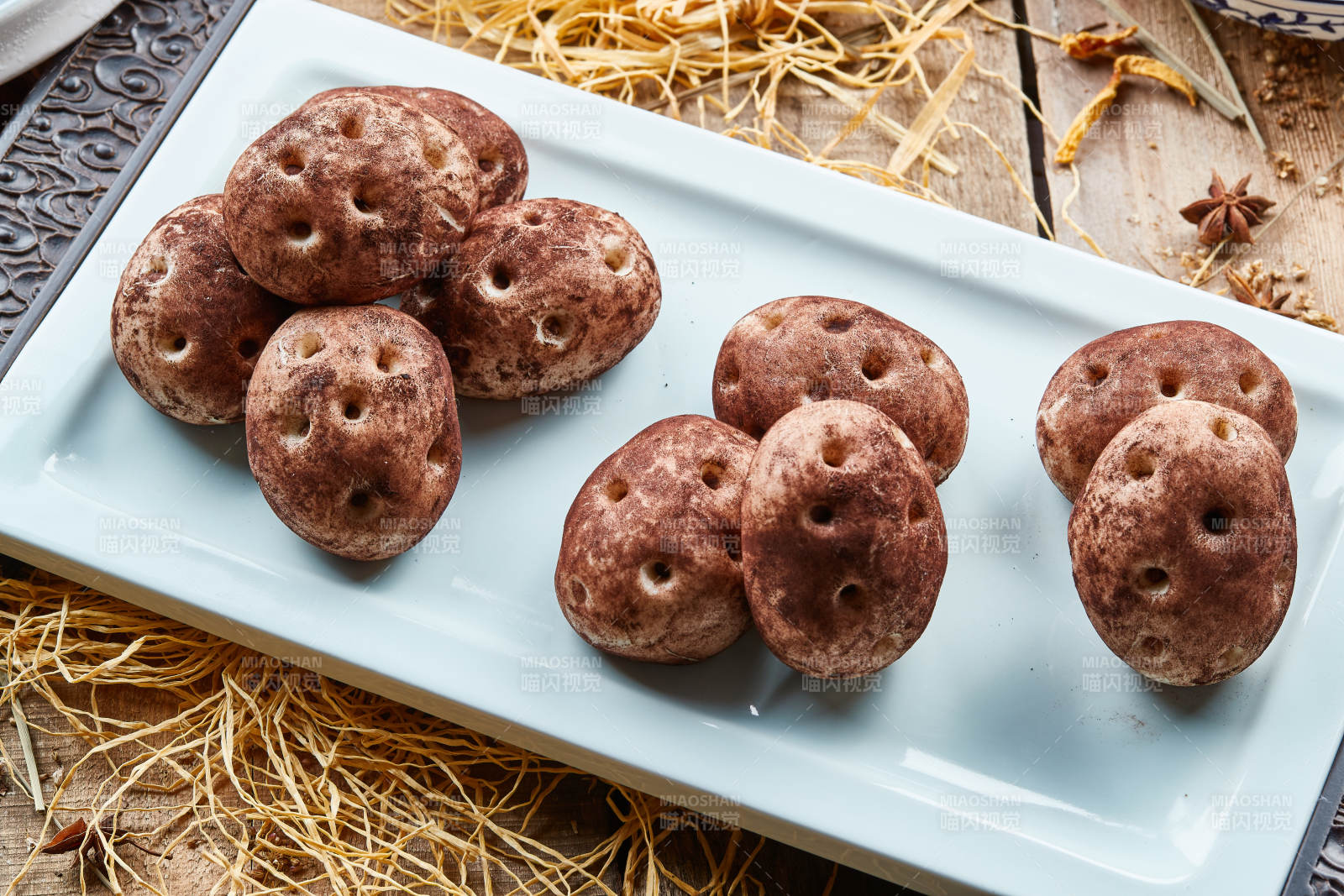 仿真杂粮香菇包图片