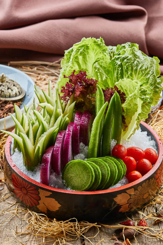 蘸酱田园时蔬大拌菜图片