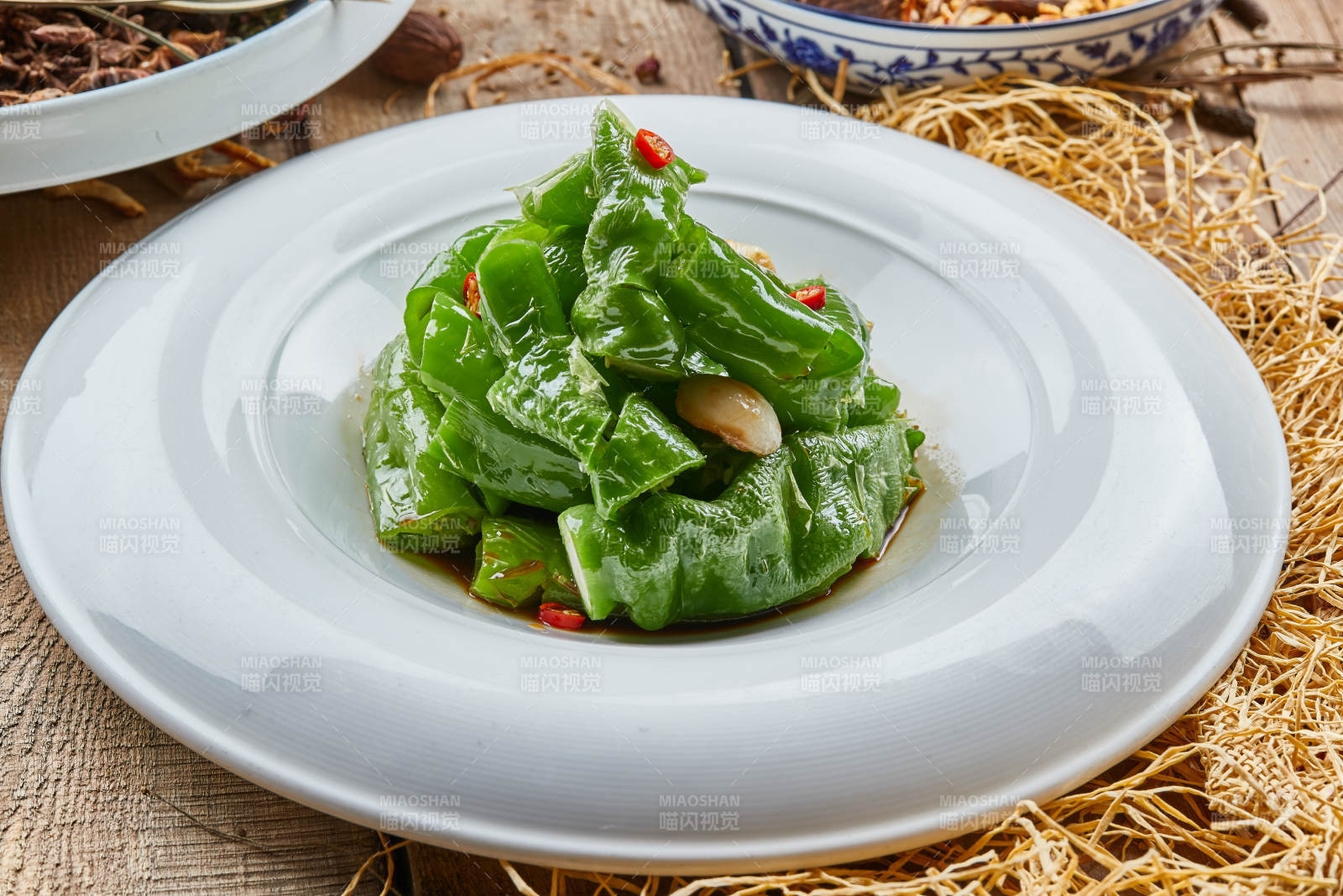 蒜香生淹螺丝椒青辣椒图片