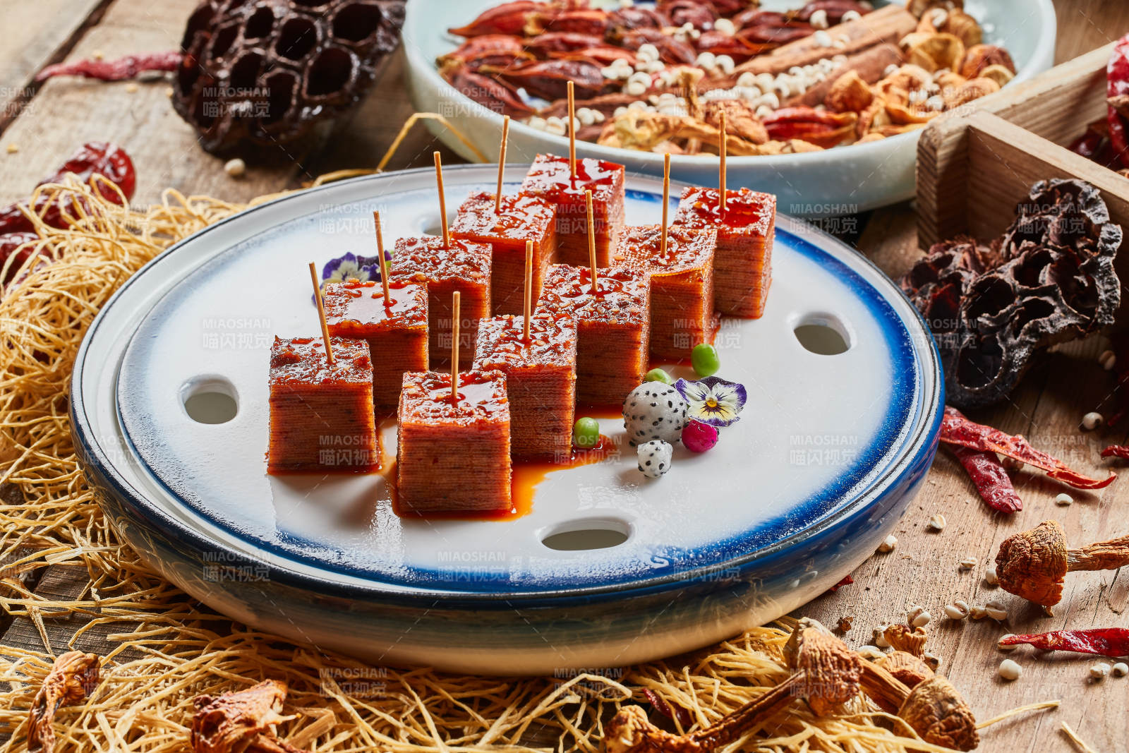 牙签红油千张皮辣豆皮图片