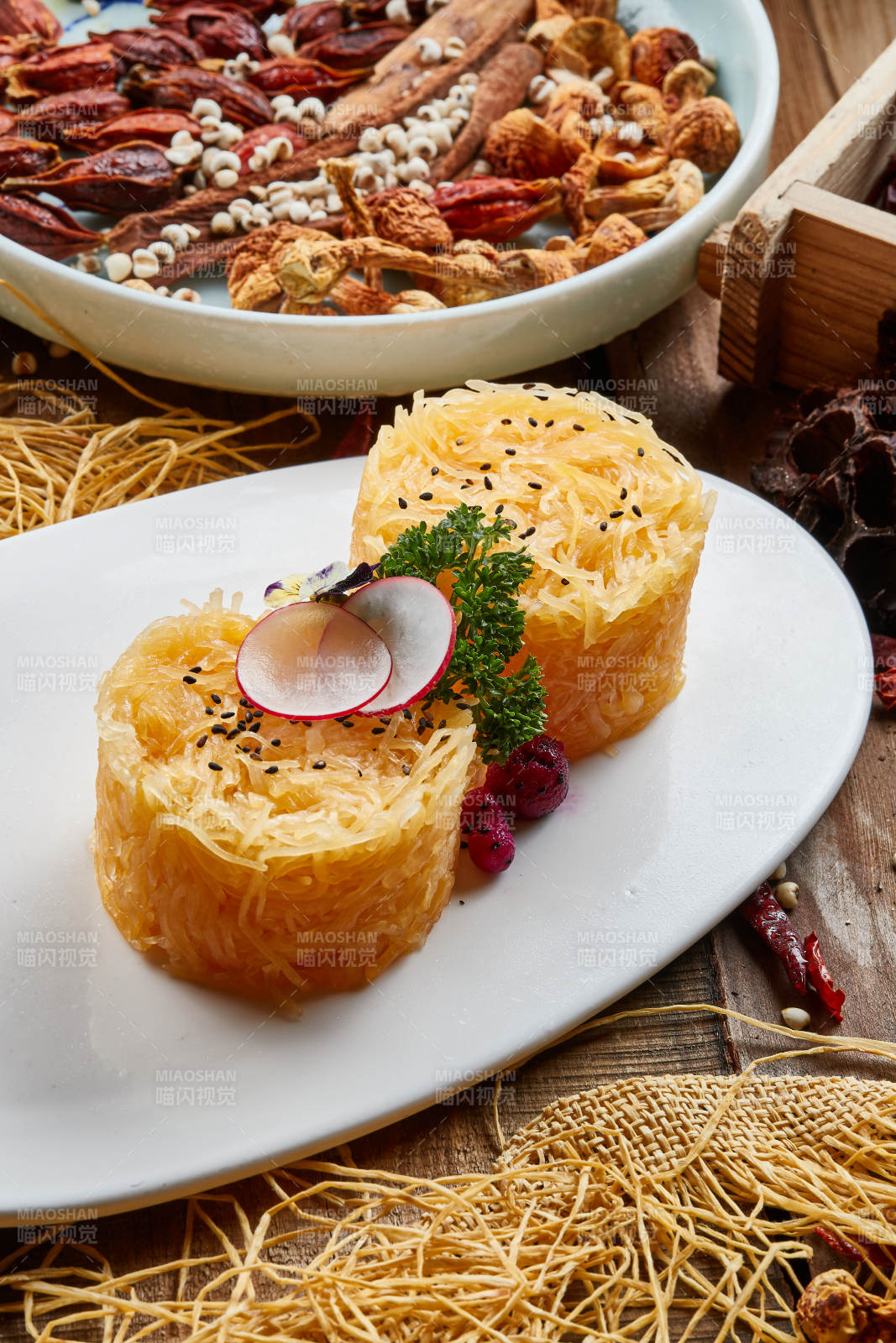 油炸美味瓜丝图片