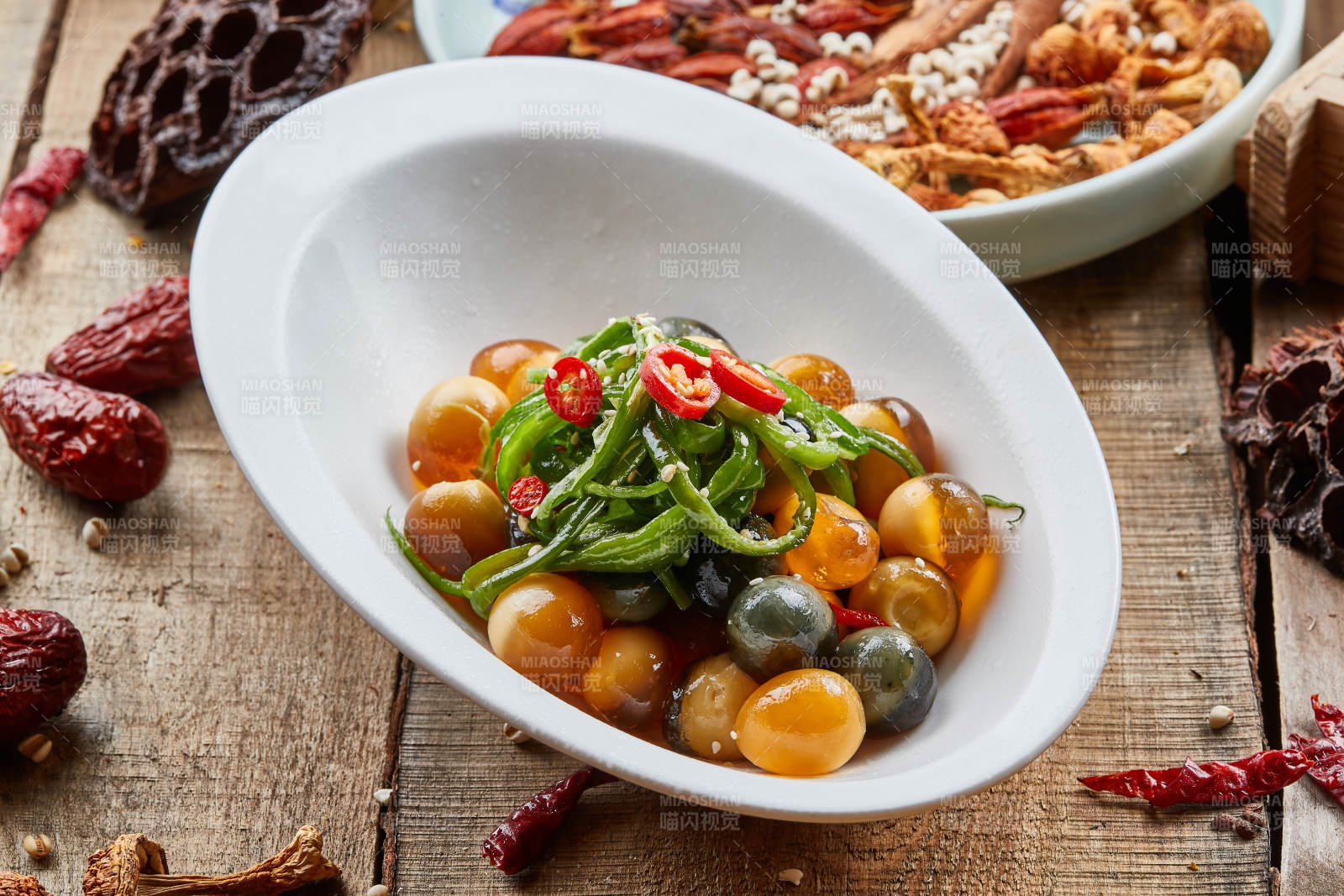 烧椒小皮蛋图片