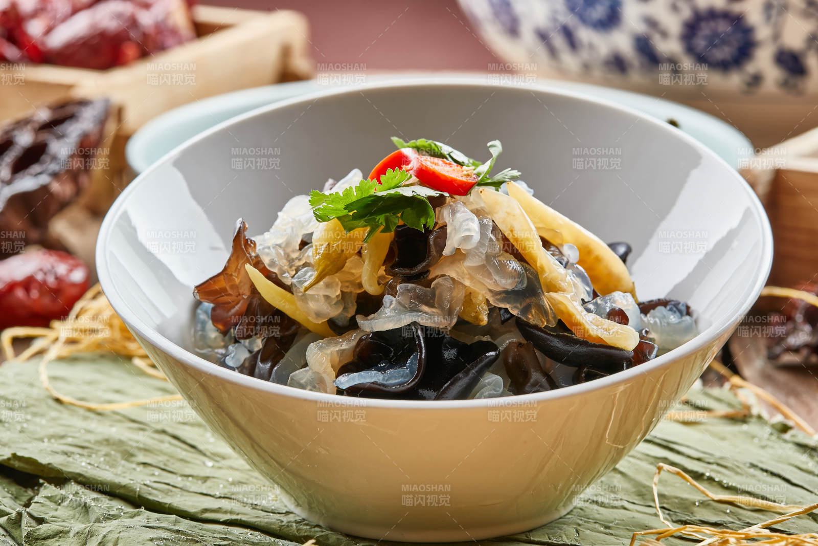 泡椒木耳海蜇皮图片