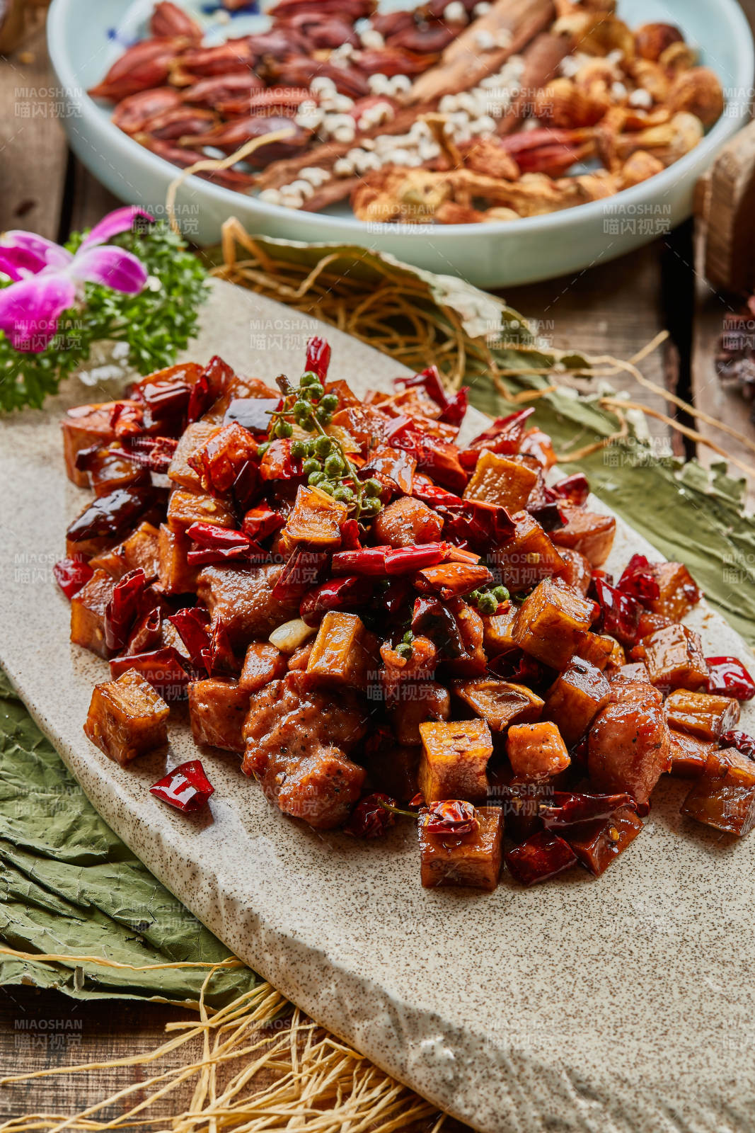 杏鲍菇牛仔粒图片