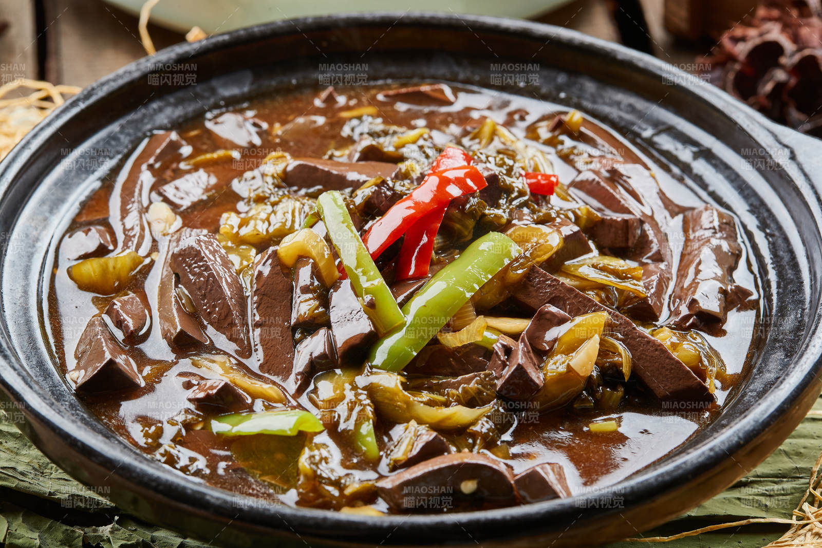 酸汤鸭血粉丝煲图片