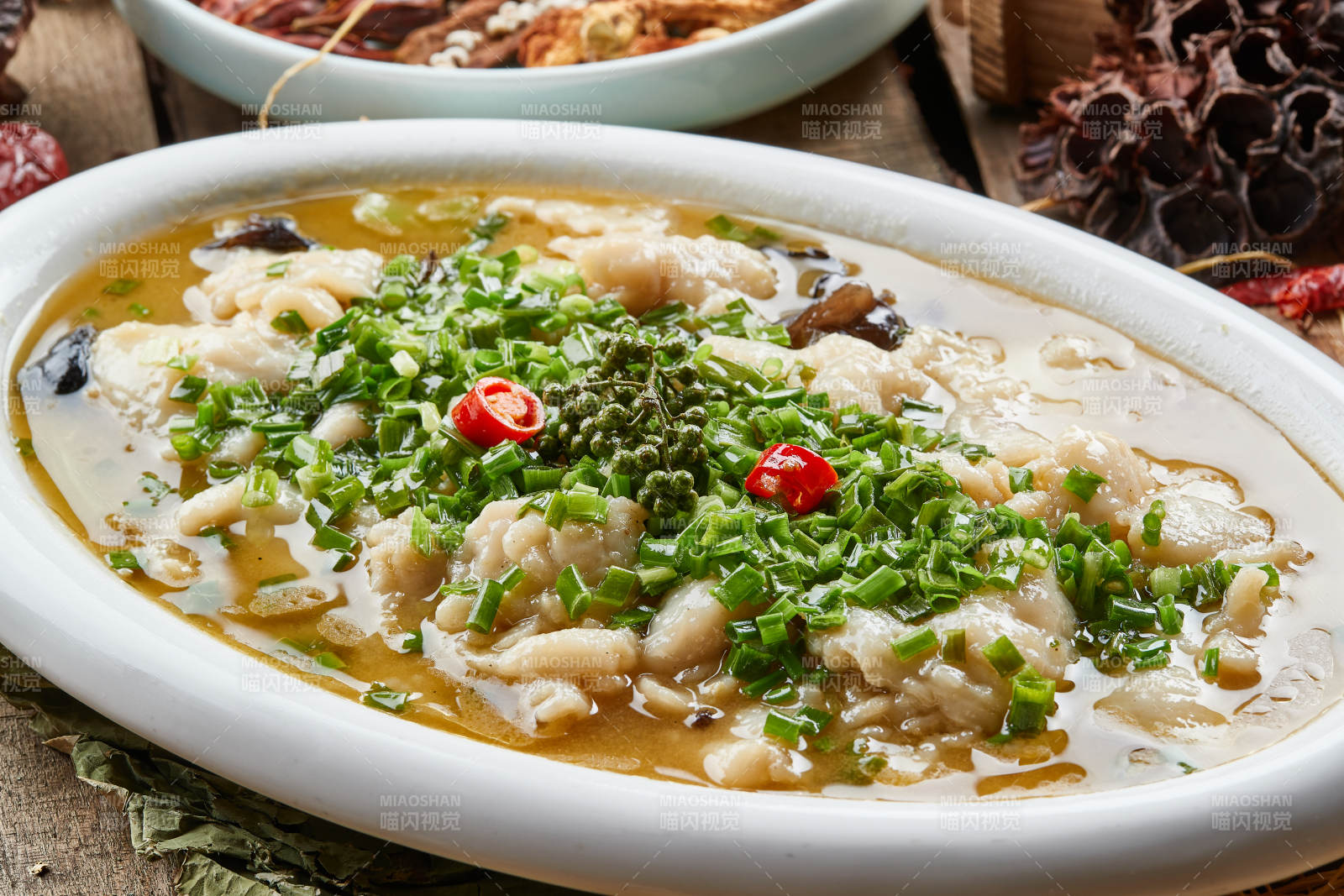 酸汤藤椒鱼片图片