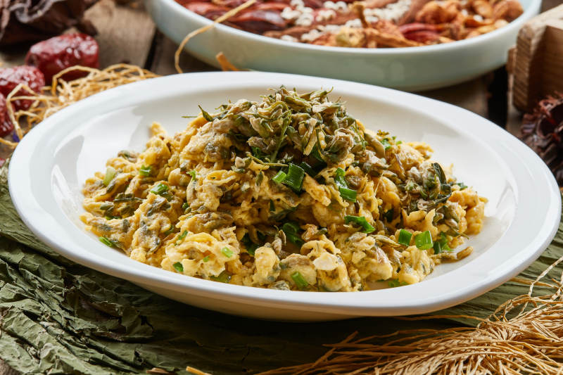 梅干菜炒鸡蛋图片