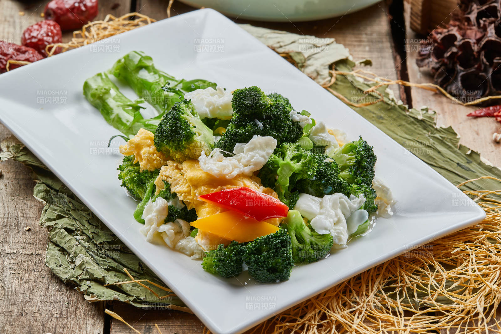 芙蓉蛋炒西蓝花图片