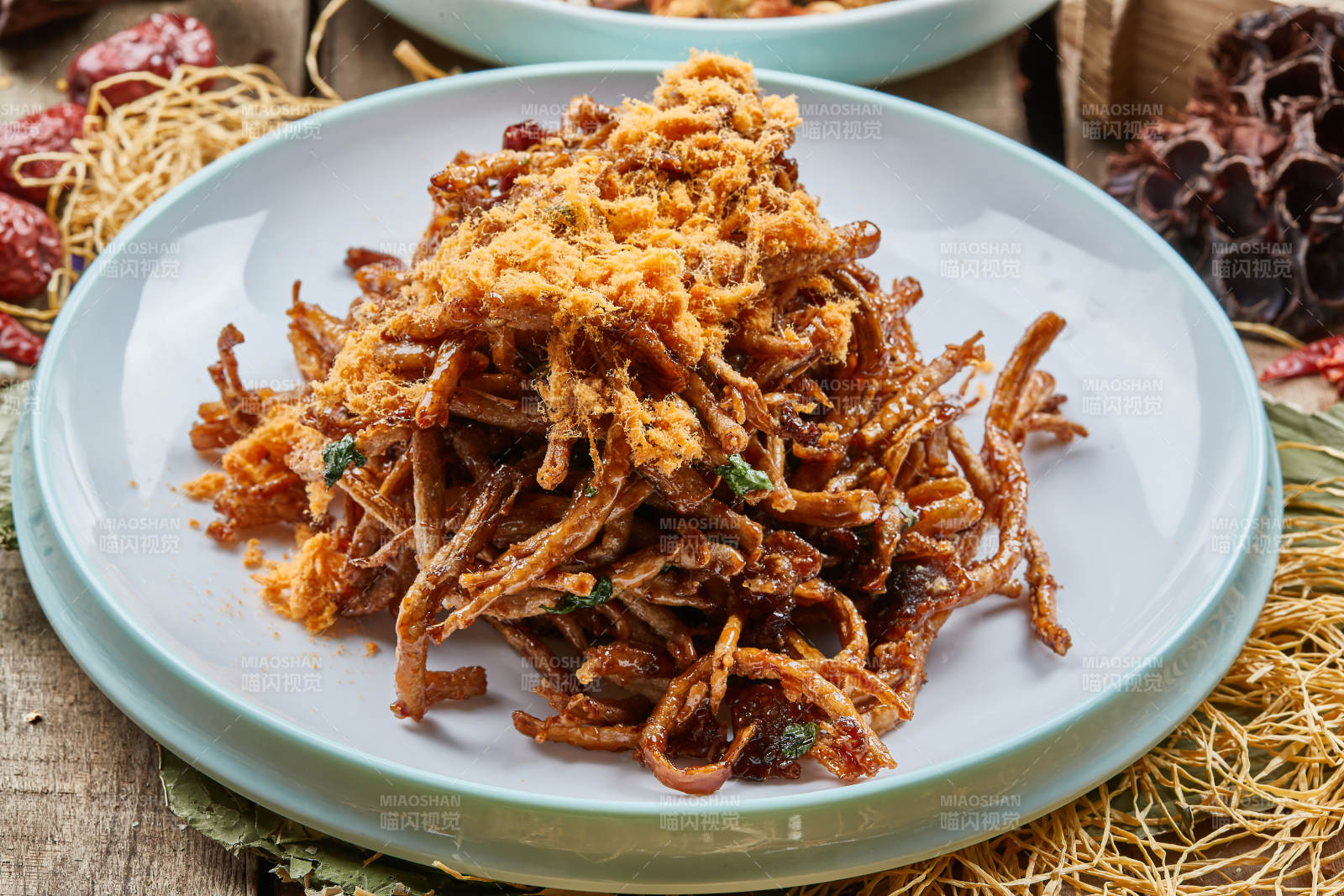 肉松糖醋茶树菇图片