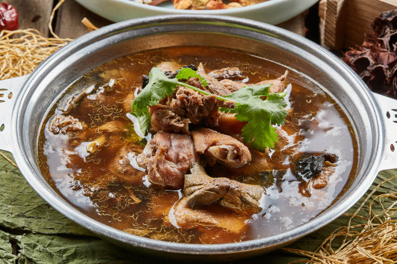 干蘑炖大排排骨图片