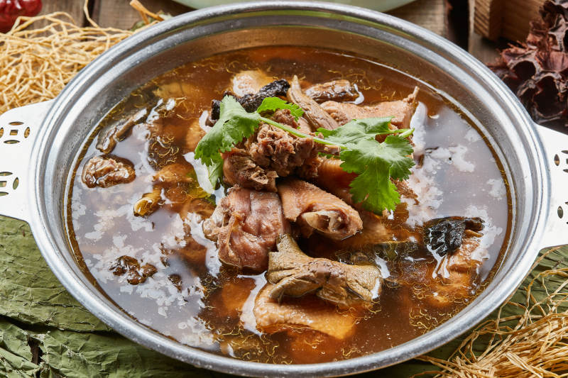 干蘑炖大排排骨图片