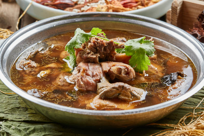 干蘑炖大排排骨图片