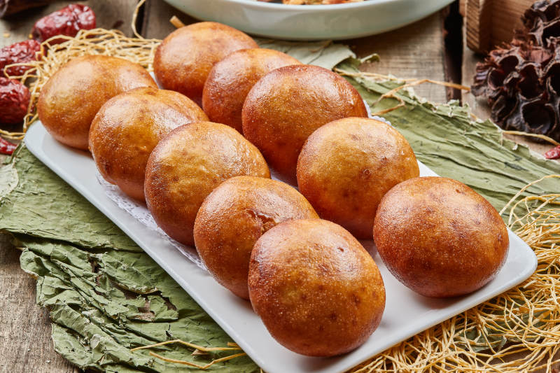 风味炸豆馅团子图片