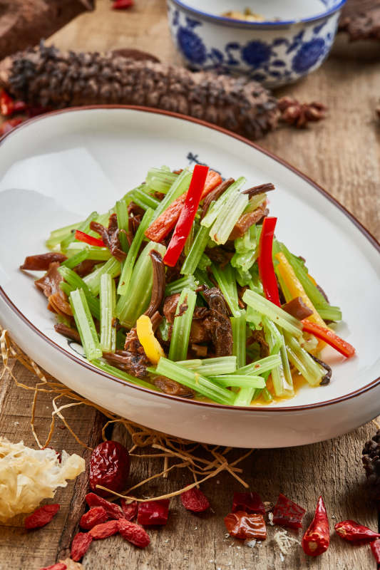 牛腱丝炒西芹图片