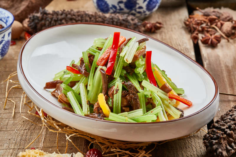 牛腱丝炒西芹图片