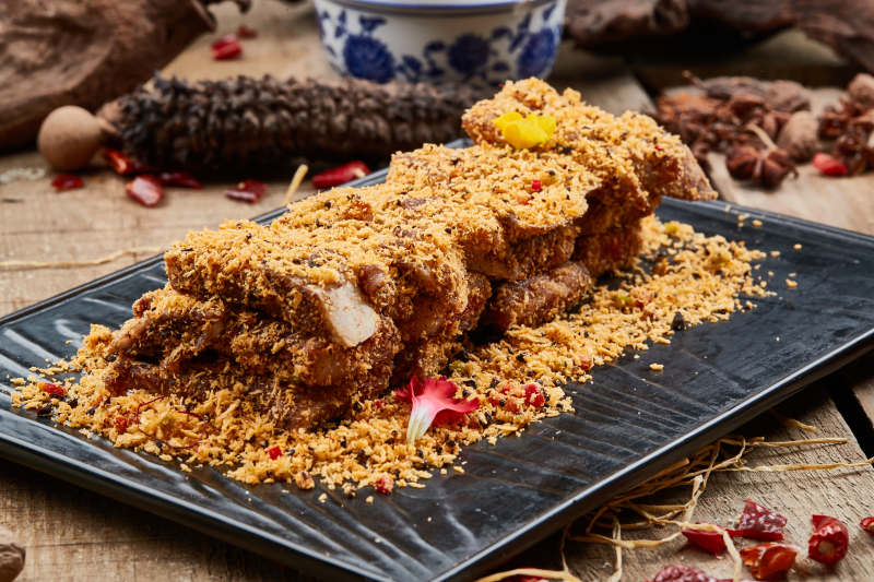 美味撒粉干炸排骨图片