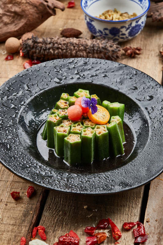 风味捞汁秋葵图片