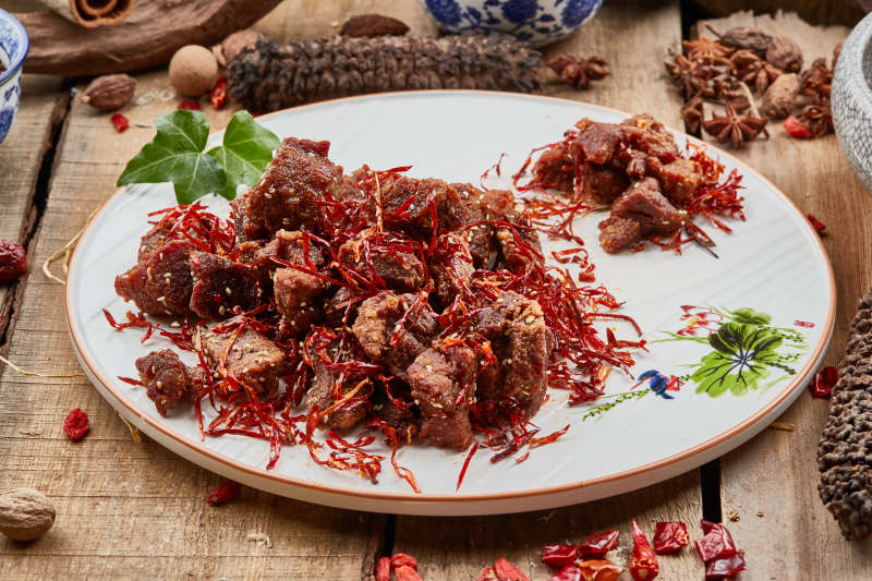 辣椒丝干煸牛腩肉图片