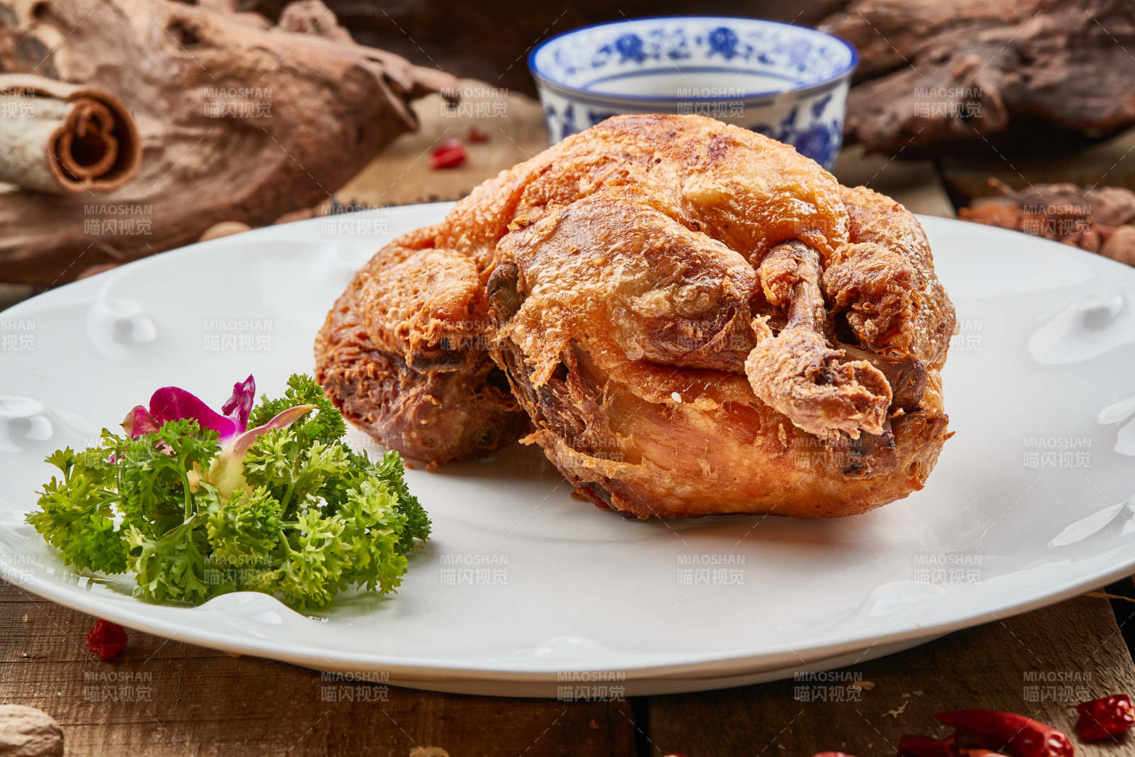 风味香酥炸鸡图片