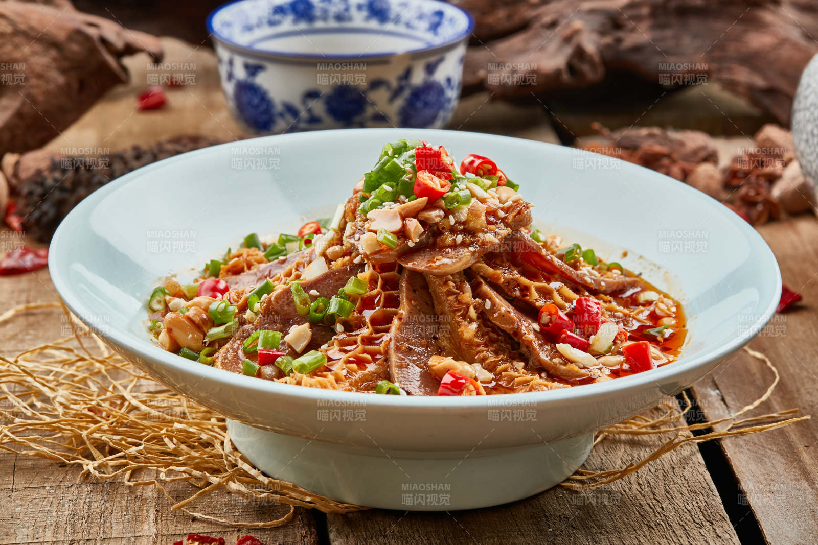 米椒红油金钱肚图片