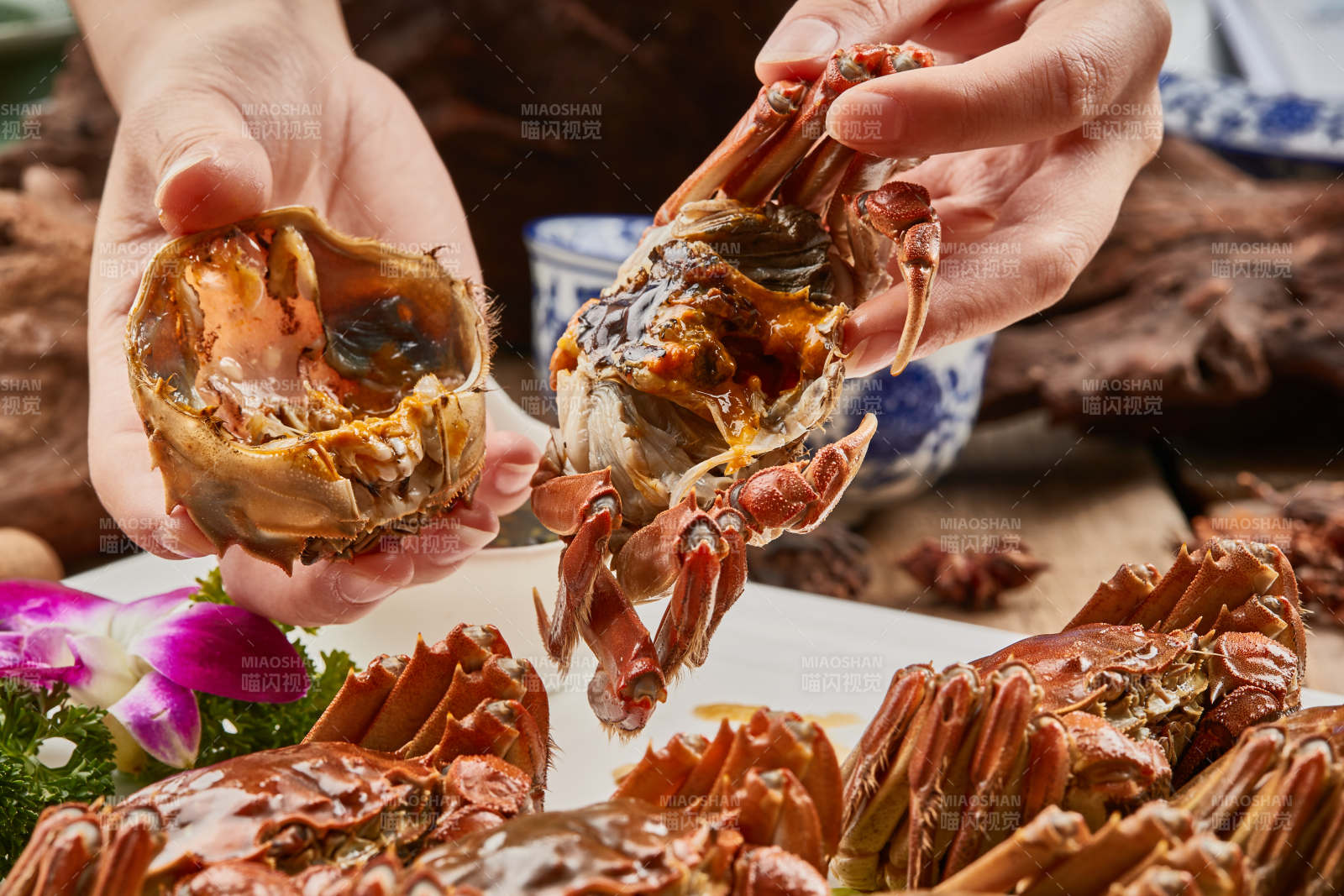 清蒸阳澄湖大闸蟹图片