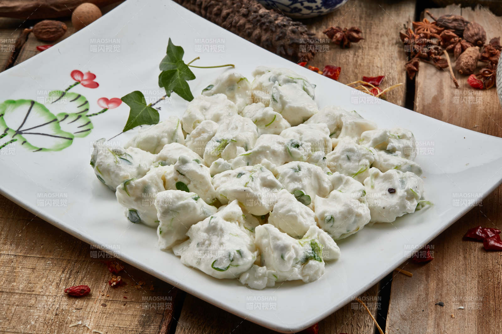 炒飞龙蛋白香椿图片