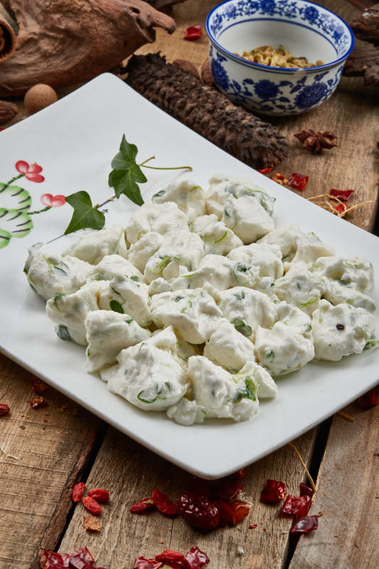 炒飞龙蛋白香椿图片