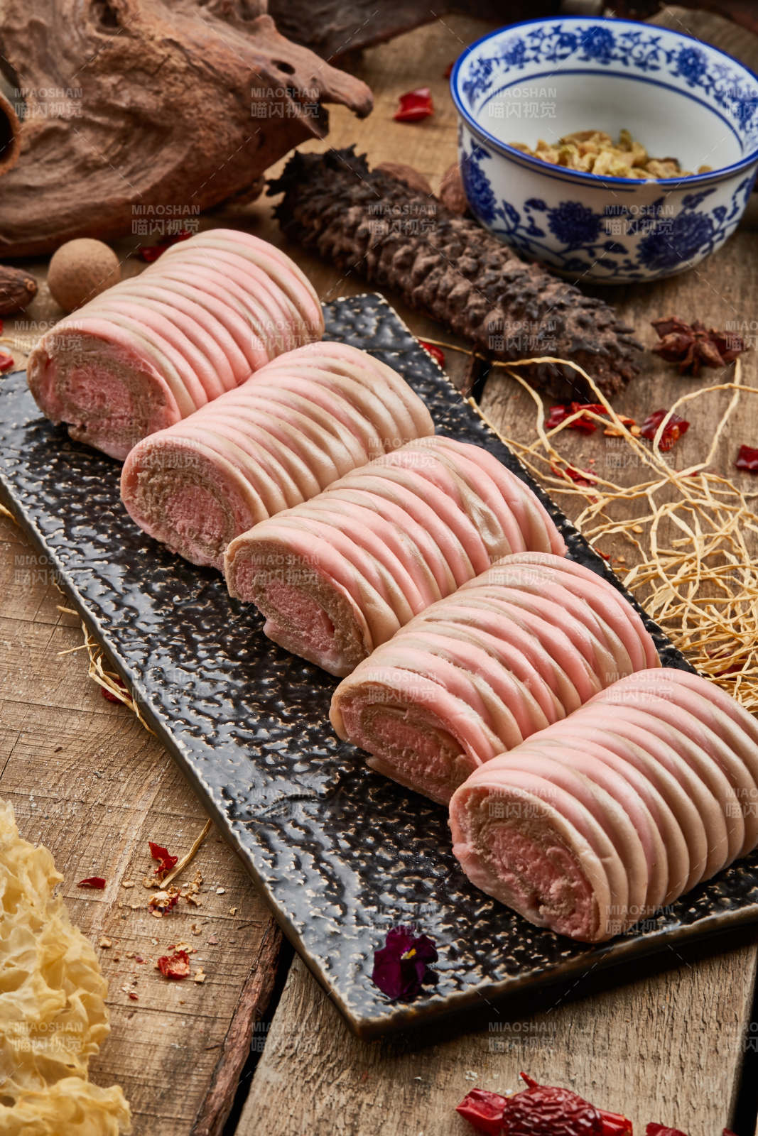 奶油蛋糕卷图片
