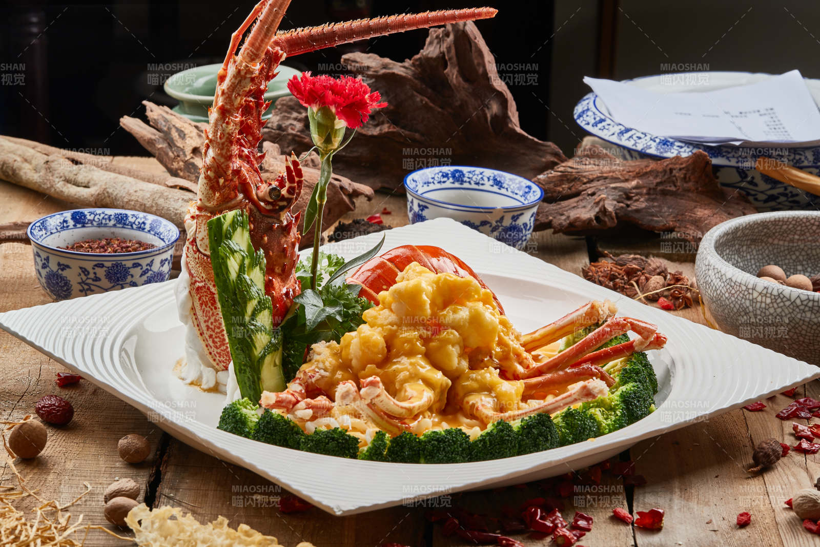 芙蓉龙虾球图片