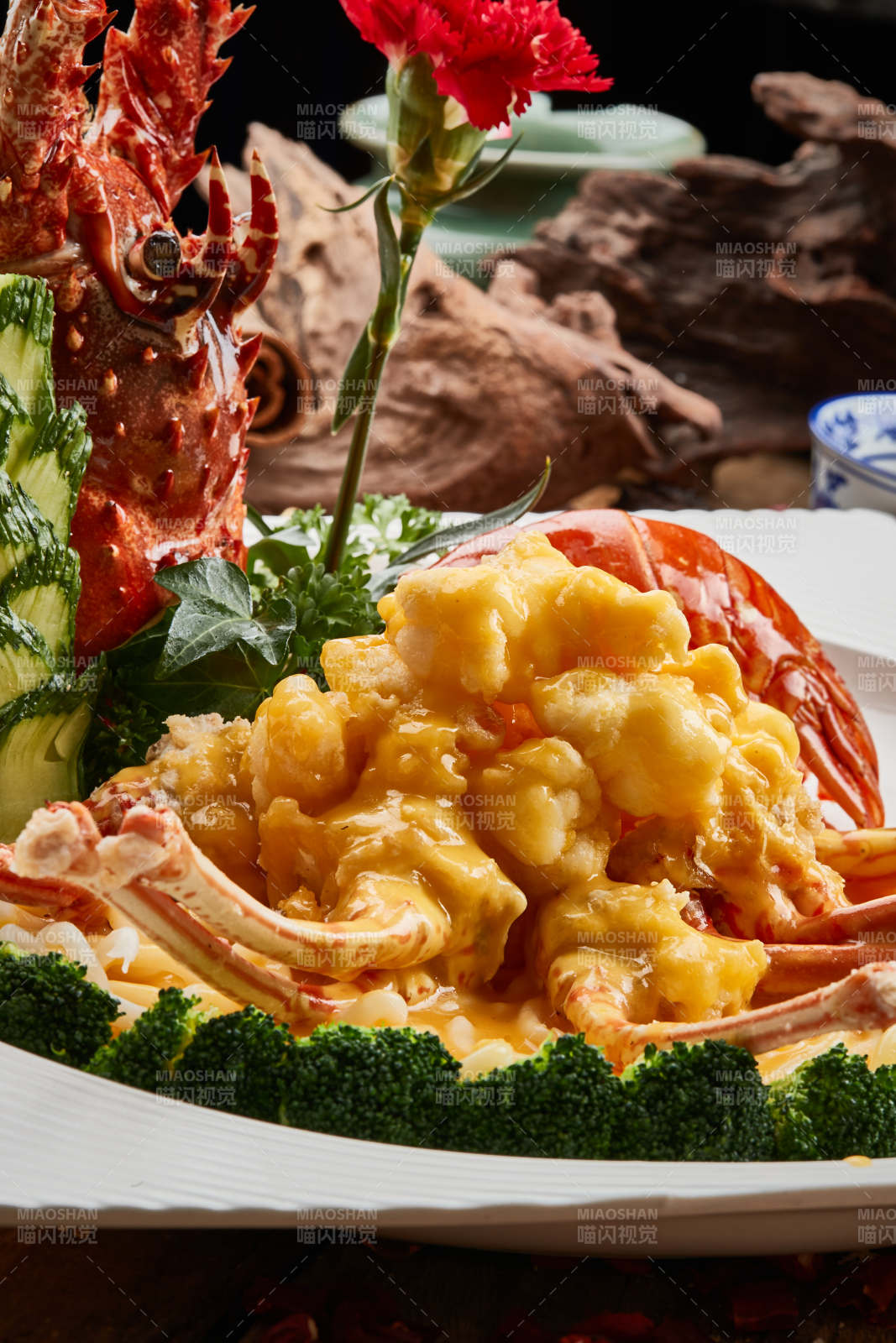 芙蓉龙虾球图片