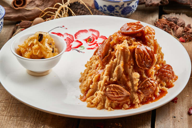 酸菜土豆泥闷鲍鱼图片