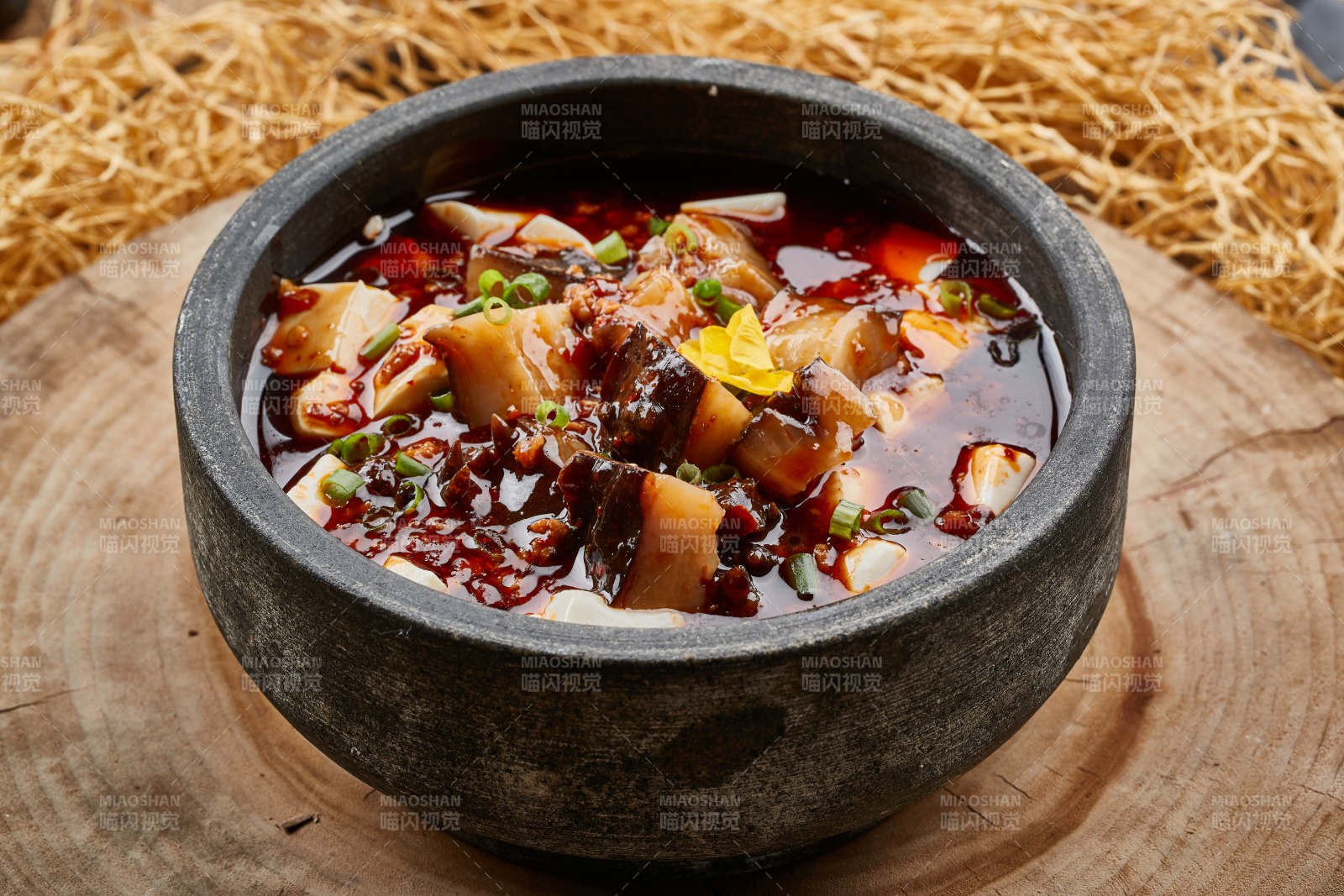 香辣石锅梅花参图片