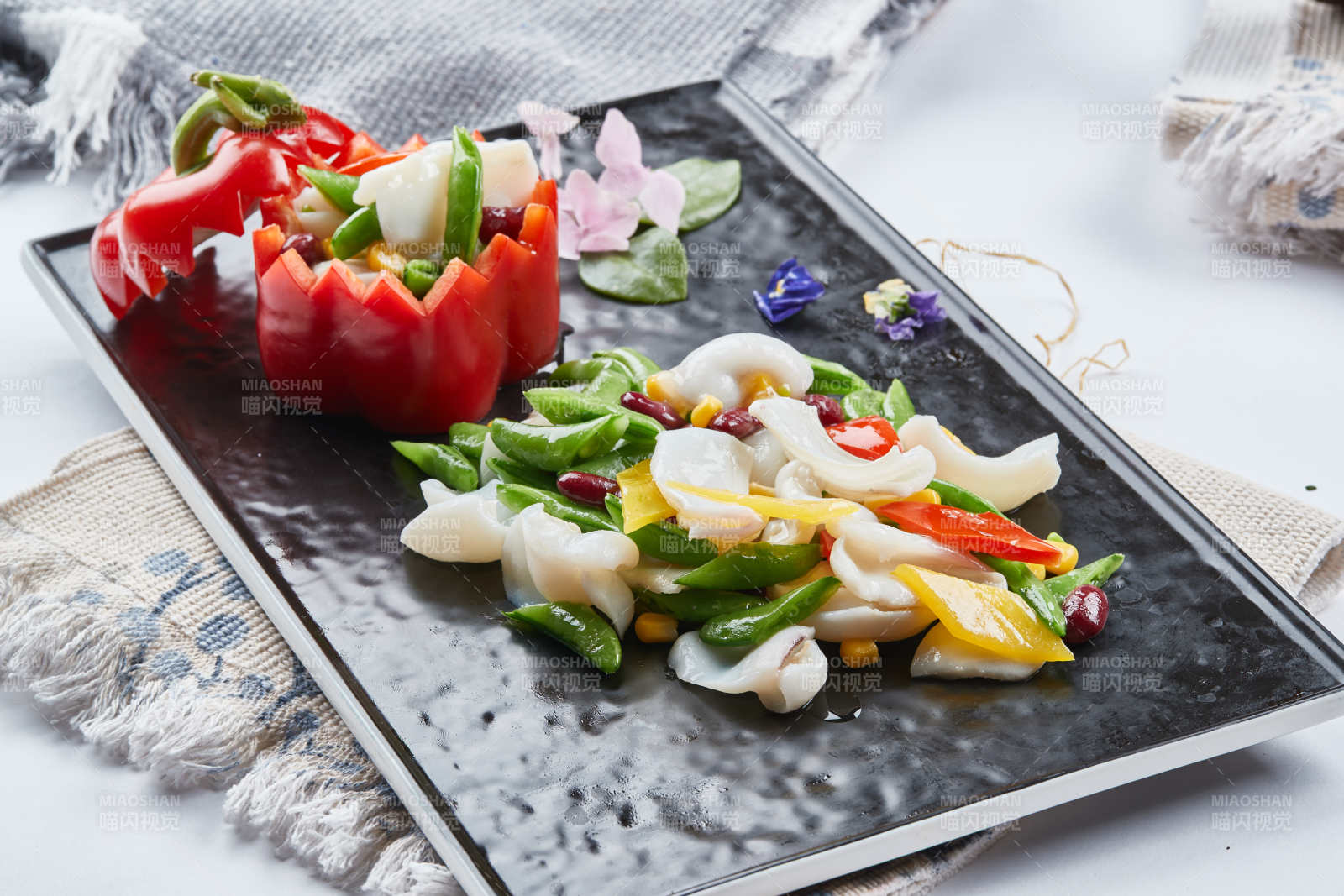 彩椒红豆玉米炒螺片图片